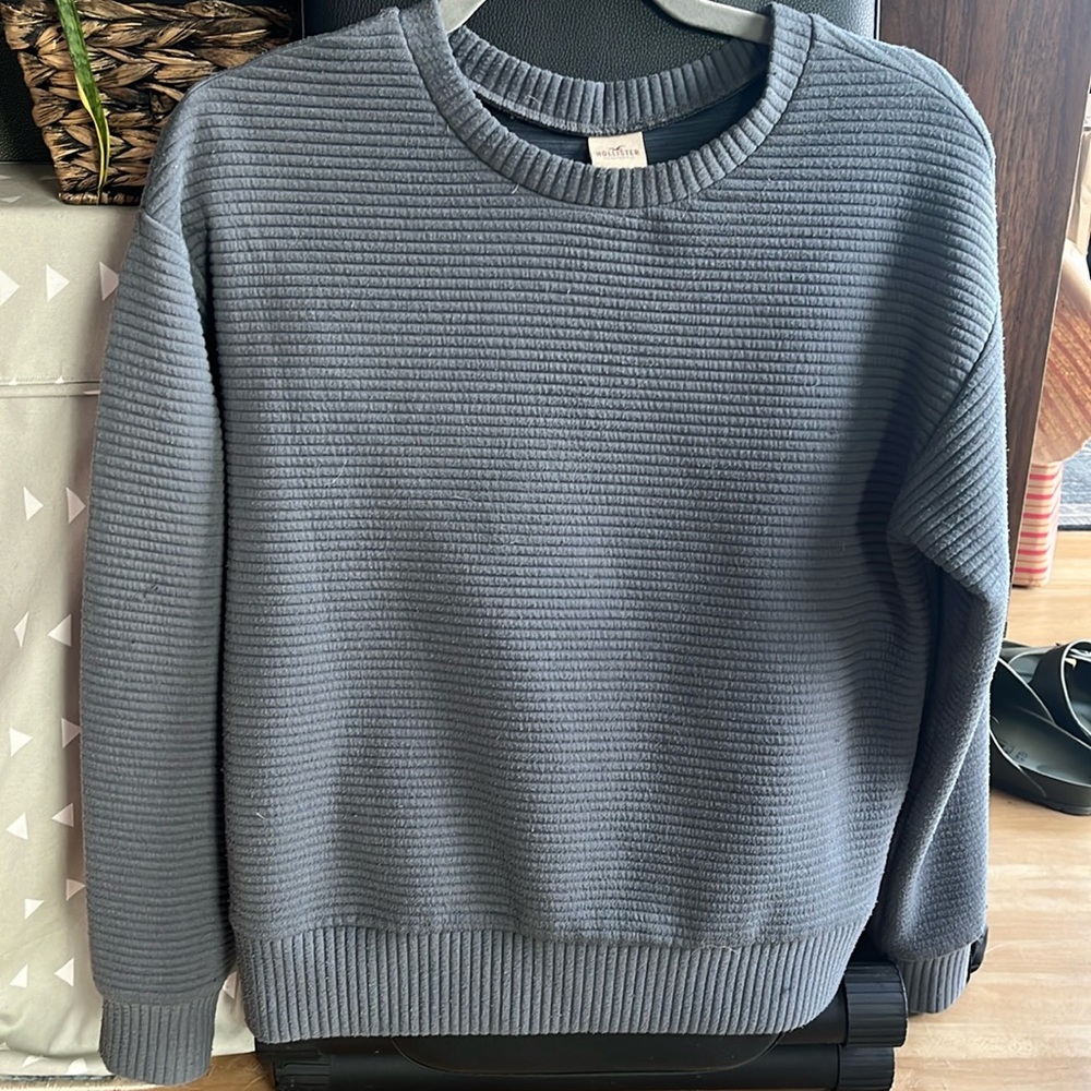 Hollister Textured Crewneck